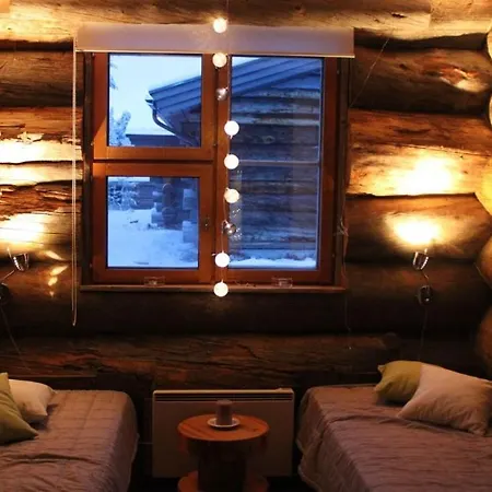 Roma - Traditional 2br Log With Sauna Сasa de vacaciones