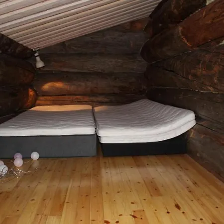 Roma - Traditional 2br Log With Sauna Сasa de vacaciones Rukatunturi