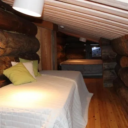 Сasa de vacaciones Roma - Traditional 2br Log With Sauna Rukatunturi